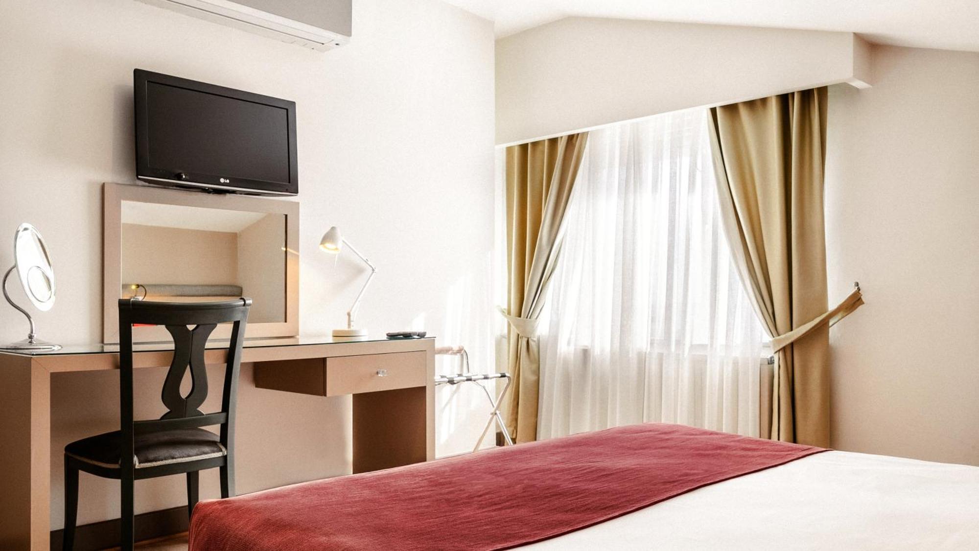Cheya Besiktas Bosphorus Center & 3* Istanboel